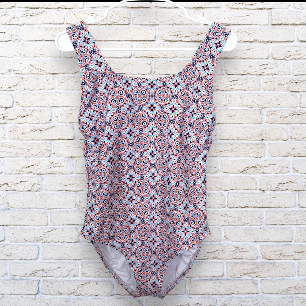 NWT Lands End Women's Size M Medallion Square Neck One Piece Swimsuit Coral Blue
